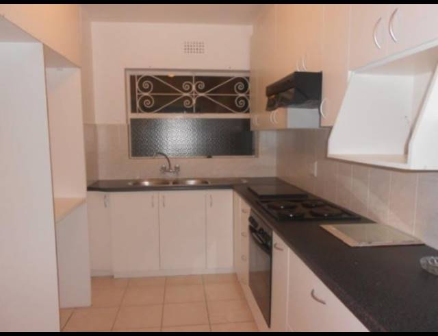 2 bed property to rent in PLUMSTEAD